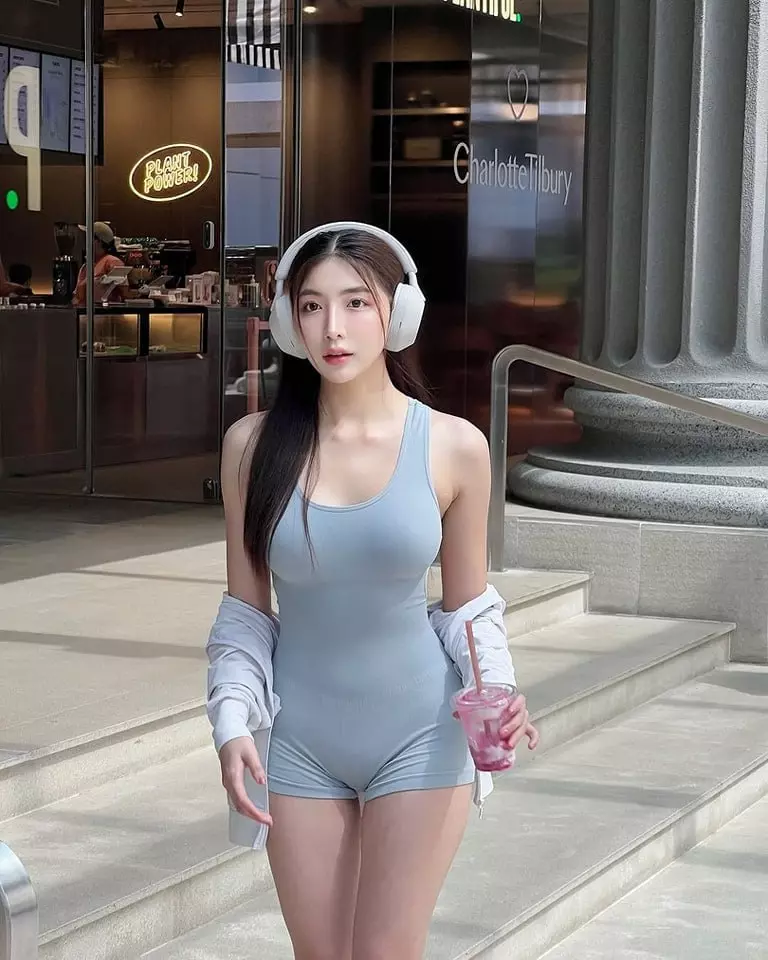 Chân dung Phạm Quỳnh Anh